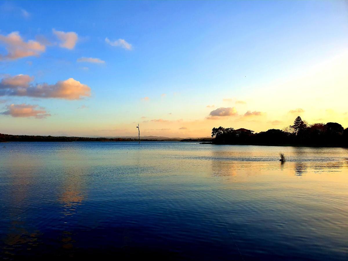 Cabana'S On Gatun Lake In Arenosa Hotel Exterior photo